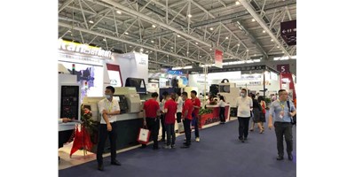 展会快讯：第22届深圳机械展今日开幕，鼎点娱乐带您直播看展